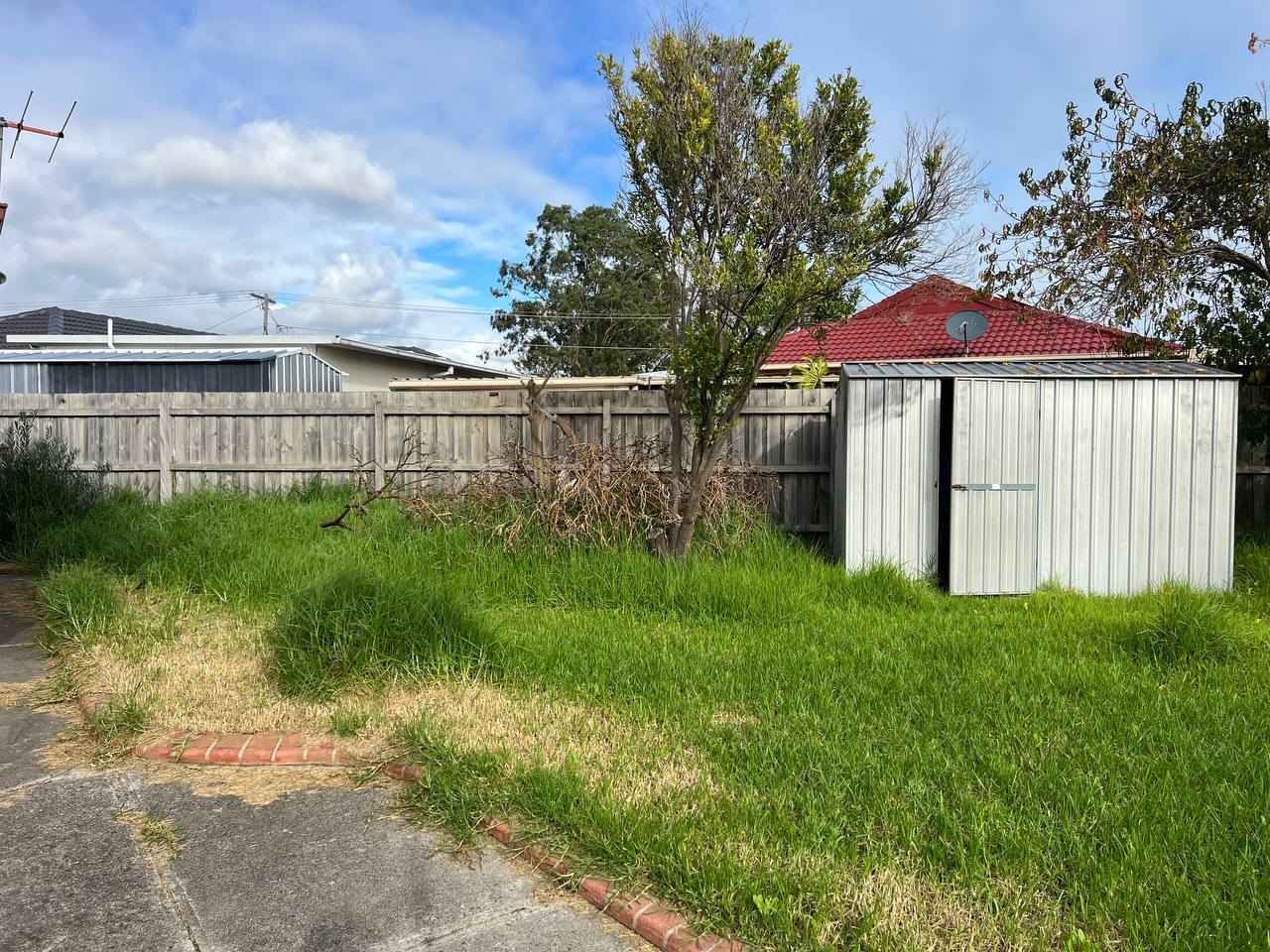 Before — garden by Bidgee Gardens